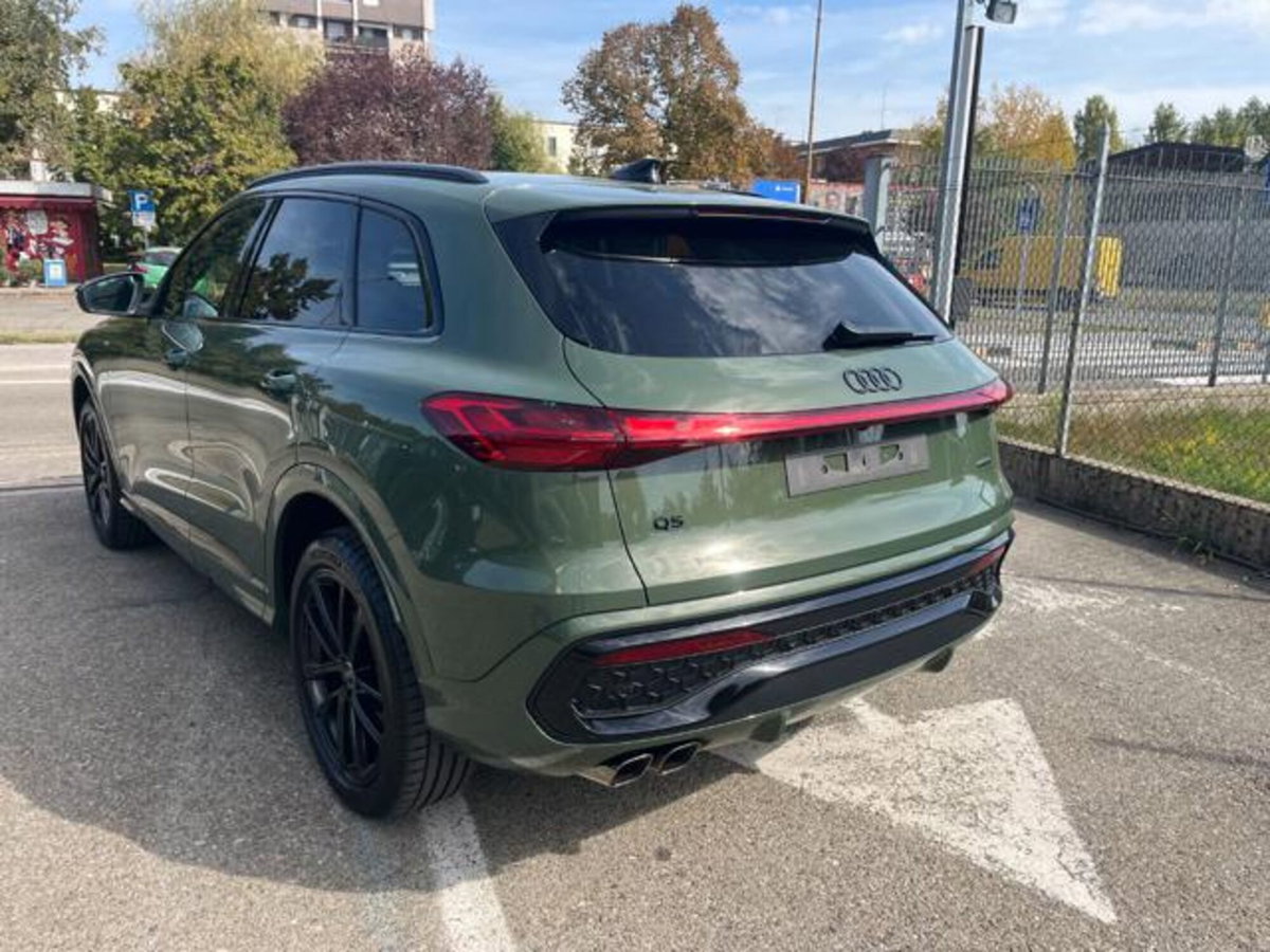 Audi Q5 40 2.0 tfsi mhev 12V S line quattro s-tronic (5)