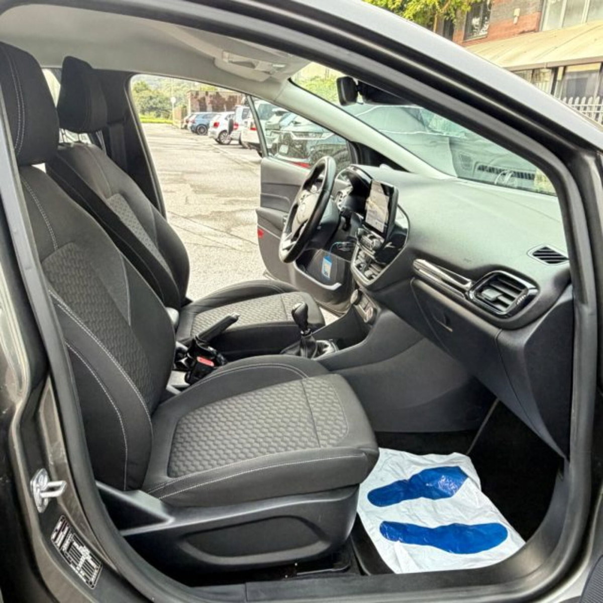 Ford Fiesta 1.0 Ecoboost Hybrid 125 CV 5 porte Business (7)