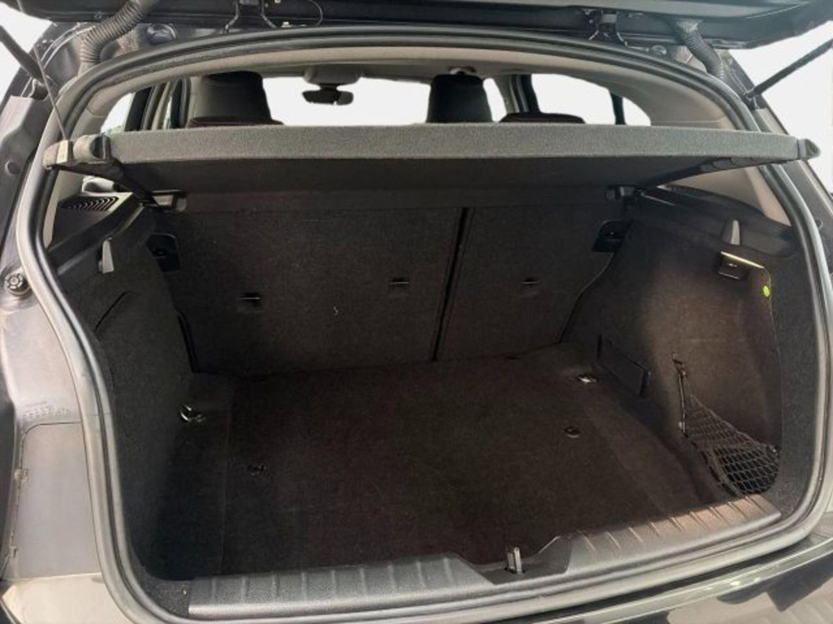 BMW Serie 1 116d 2.0 116CV cat 5 porte Attiva DPF (14)
