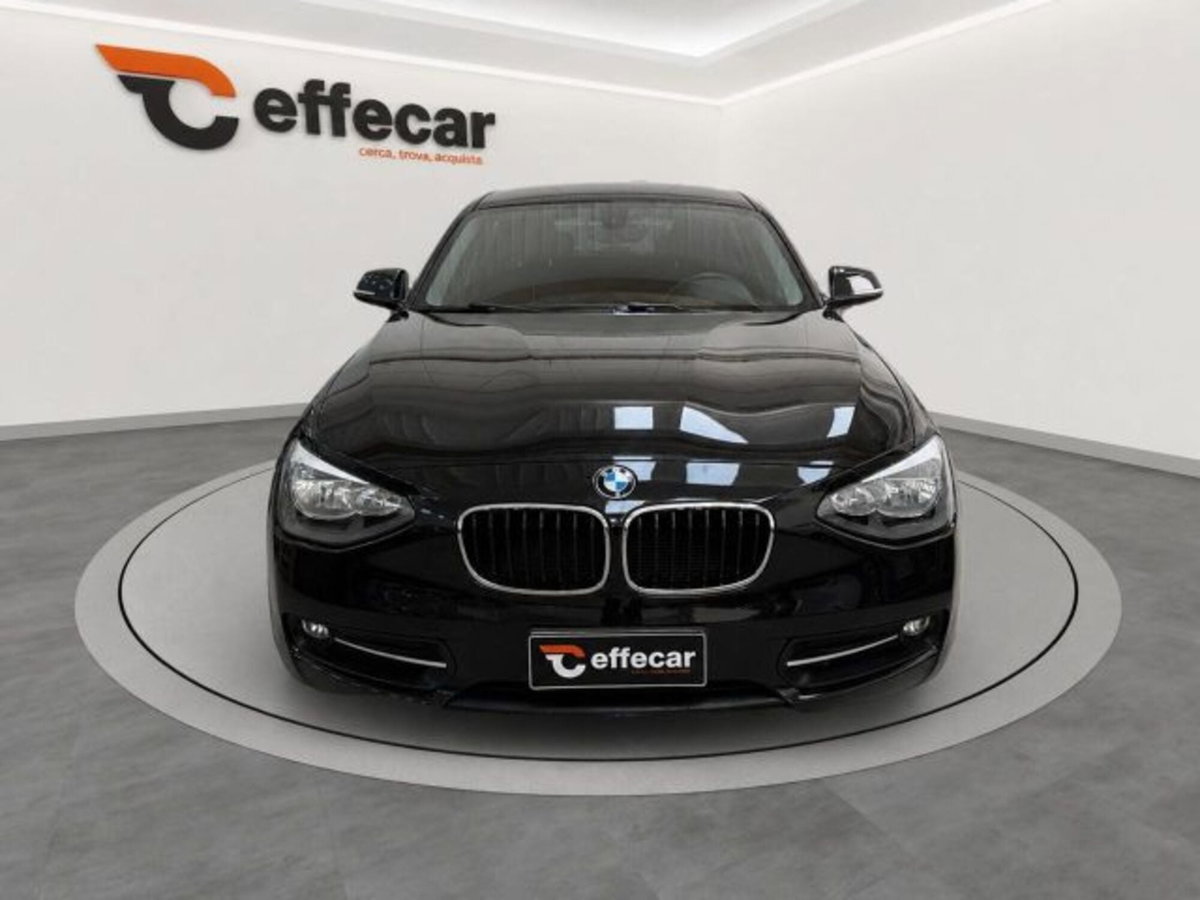 BMW Serie 1 116d 2.0 116CV cat 5 porte Attiva DPF (2)