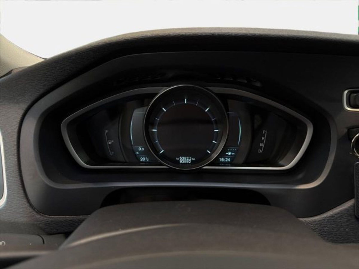Volvo V40 D2 1.6 Powershift Summum (10)