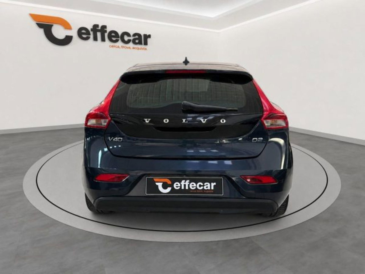 Volvo V40 D2 1.6 Powershift Summum (5)