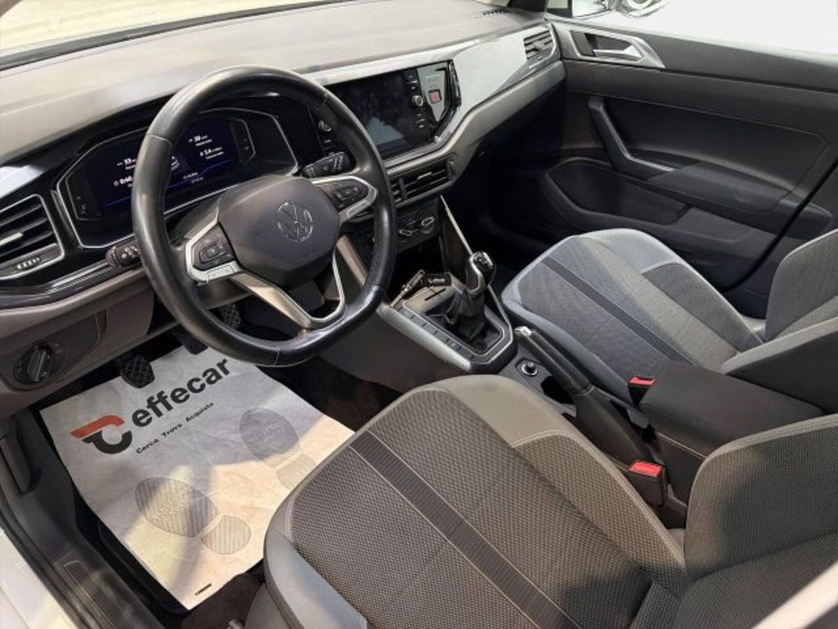 Volkswagen Polo 1.0 tsi Style 95cv (7)