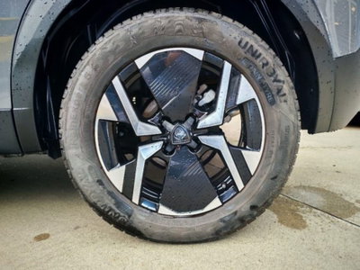 Peugeot 2008 PureTech 100 S&S Allure (19)