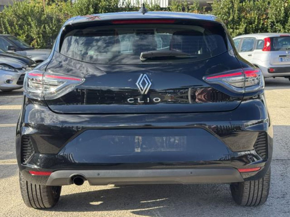 Renault Clio Blue dCi 100 CV 5 porte Evolution (4)