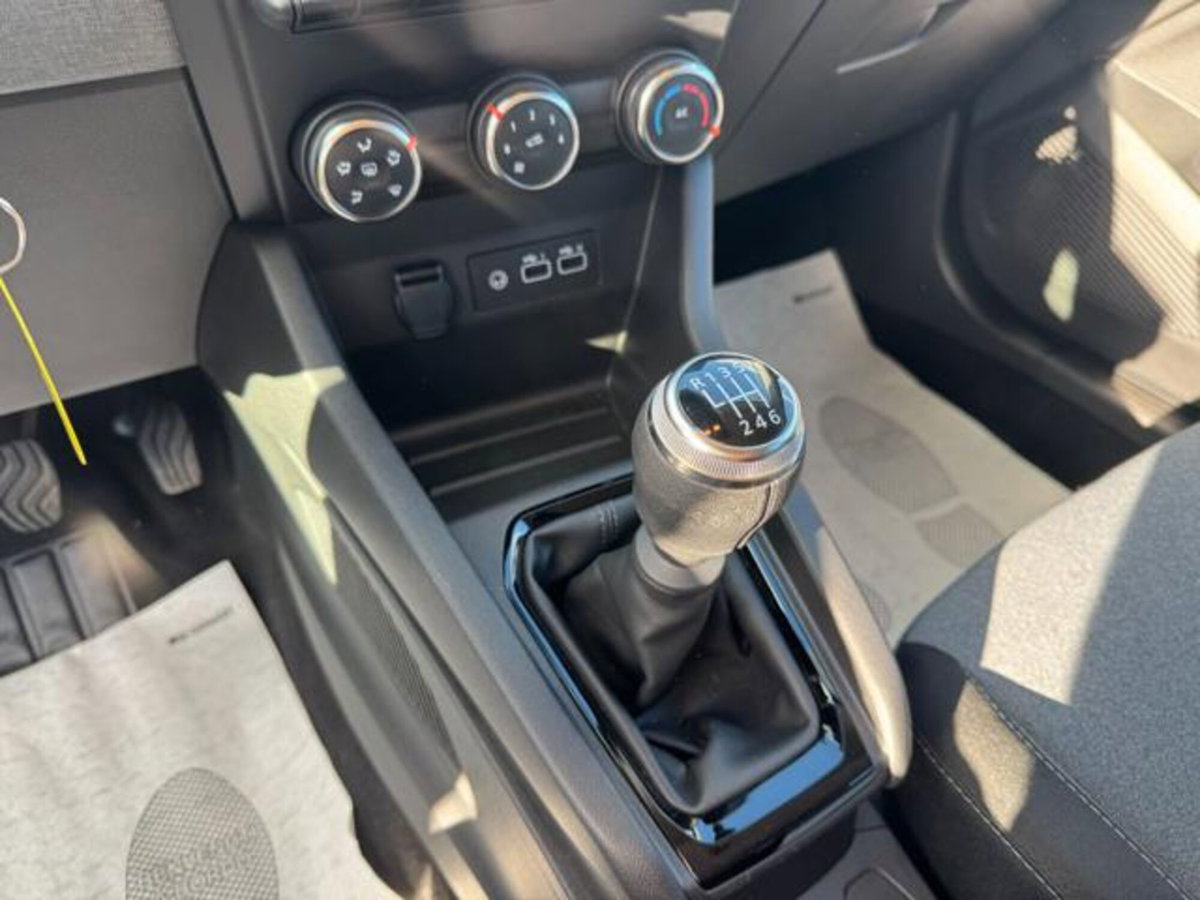 Renault Clio Blue dCi 100 CV 5 porte Evolution (9)