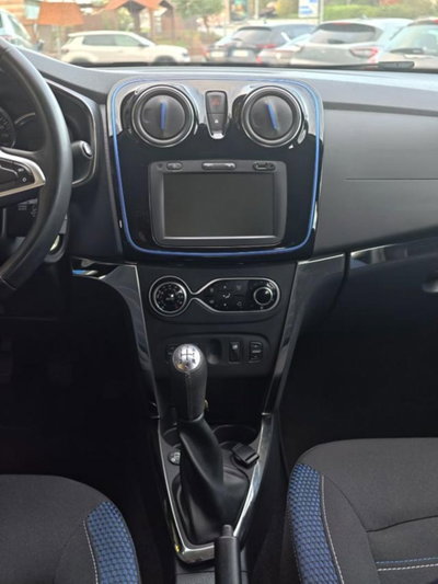 Dacia Sandero Stepway 1.0 TCe 100CV ECO-G 15th Anniversary (12)