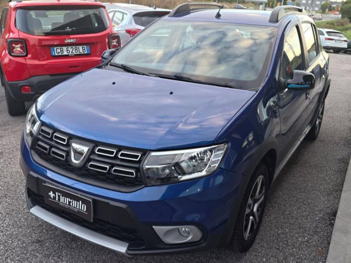Dacia Sandero Stepway 1.0 TCe 100CV ECO-G 15th Anniversary (6)