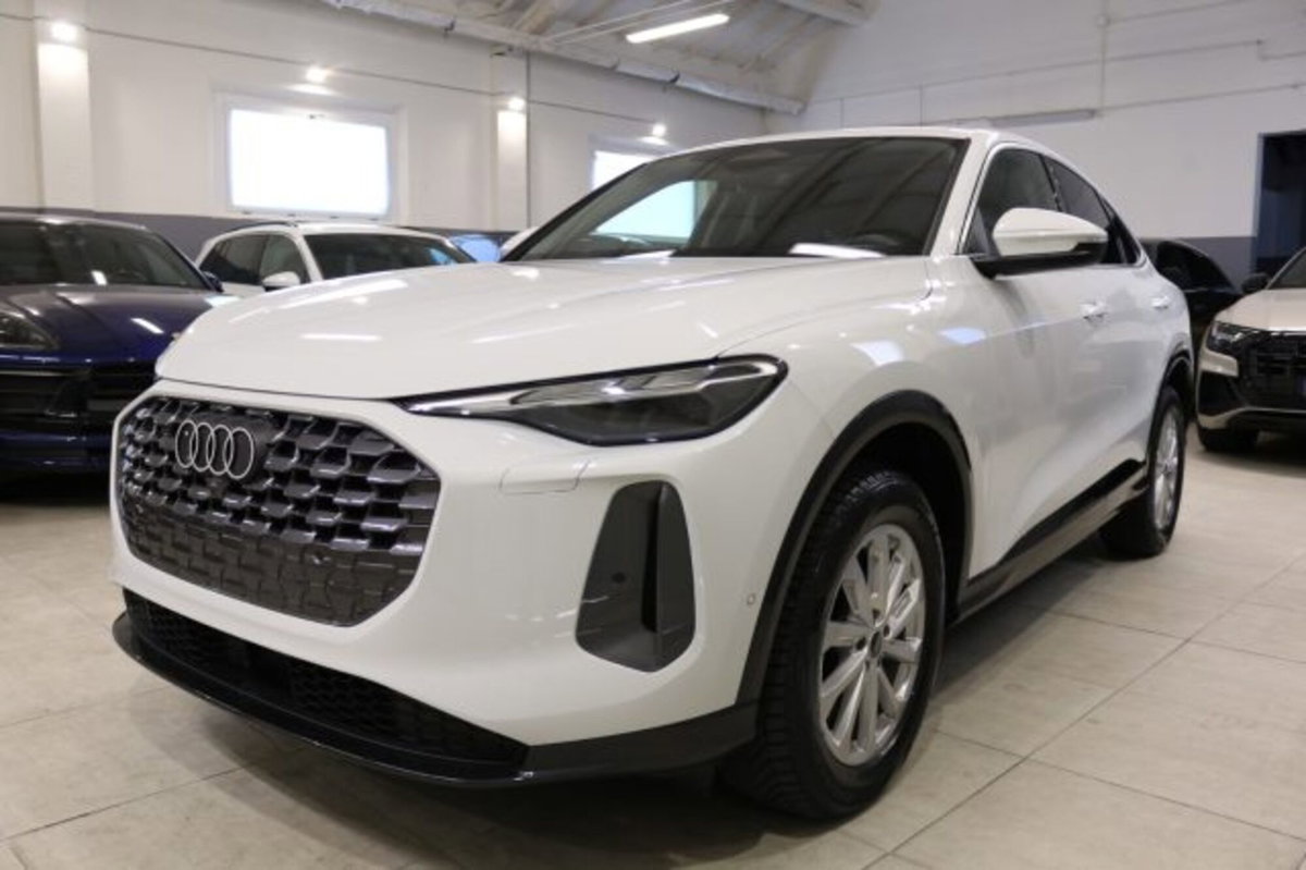 Audi Q5 Sportback Sportback 40 2.0 tdi mhev 12V quattro s-tronic (3)