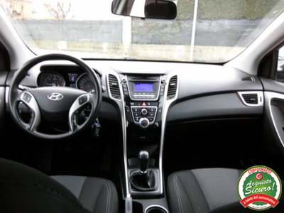 Hyundai i30 1.6 CRDi 5p. Classic (15)
