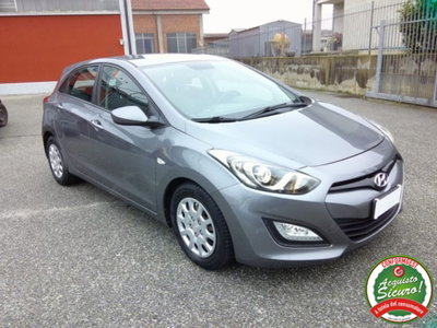 Hyundai i30 1.6 CRDi 5p. Classic (7)