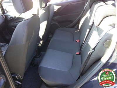 Fiat Punto 1.4 8V 5 porte Easypower Street (10)