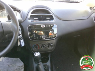 Fiat Punto 1.4 8V 5 porte Easypower Street (17)