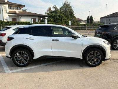 Lexus LBX 1.5 hybrid Relax 4wd (4)