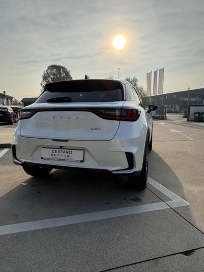 Lexus LBX 1.5 hybrid Relax 4wd (5)