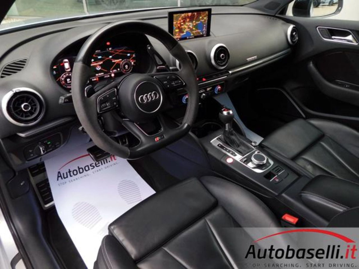 Audi RS 3 Sportback 3 2.5 TFSI quattro S tronic (2)