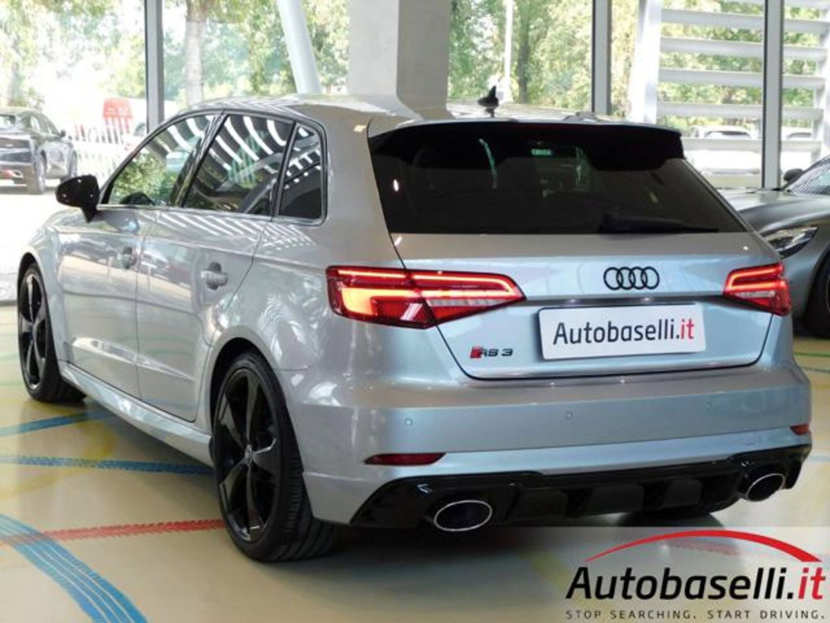 Audi RS 3 Sportback 3 2.5 TFSI quattro S tronic (20)