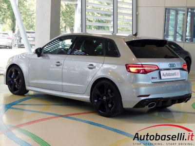 Audi RS 3 Sportback 3 2.5 TFSI quattro S tronic (4)