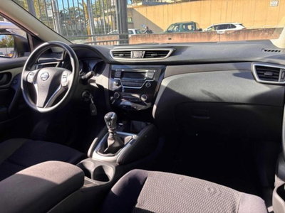 Nissan Qashqai 1.5 dCi N-Vision (11)