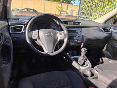 Nissan Qashqai 1.5 dCi N-Vision (9)