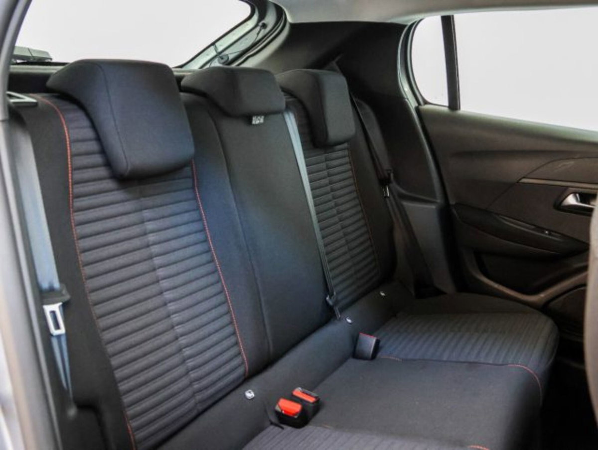 Peugeot 208 1.2 puretech Active s&s 75cv (10)