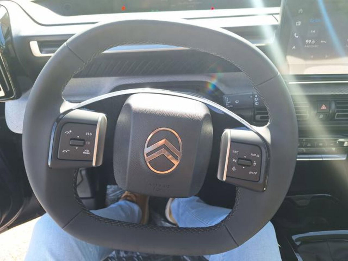 Citroen C3 1.2 turbo Max 100cv s&s (13)