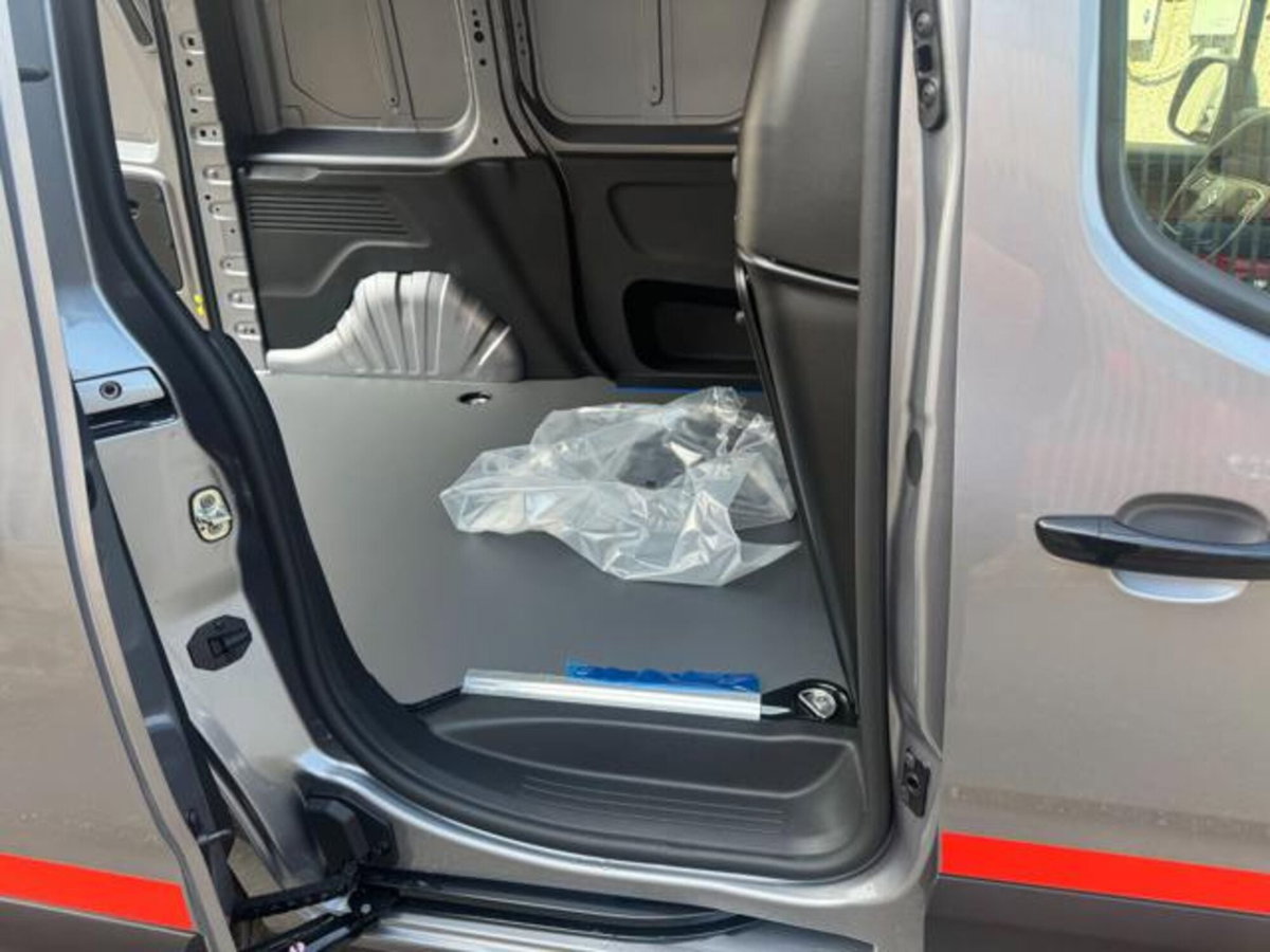 Citroen Berlingo Furgone van M 1.5 bluehdi 100cv S&S Serie Speciale XTR (16)