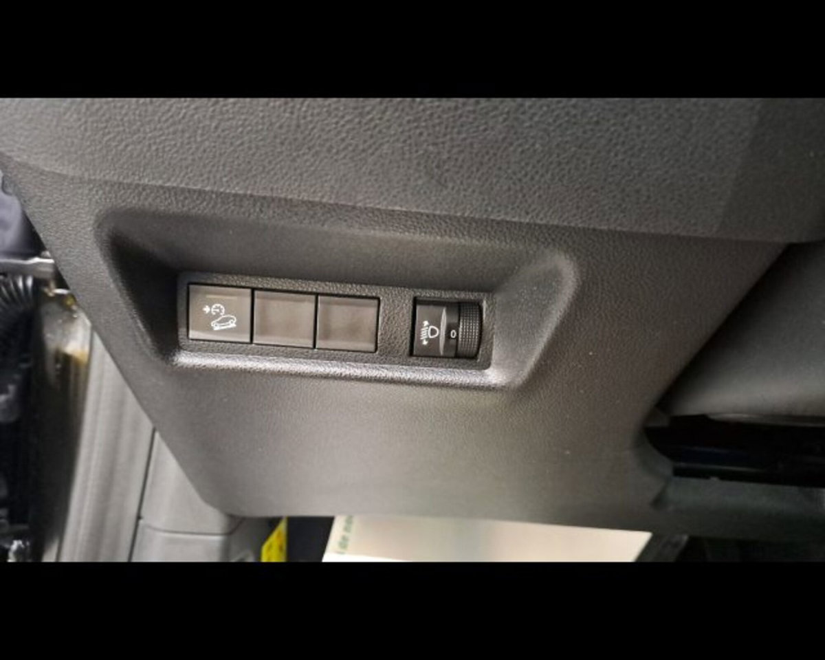 Jeep Avenger full-electric Altitude fwd 156cv auto (18)