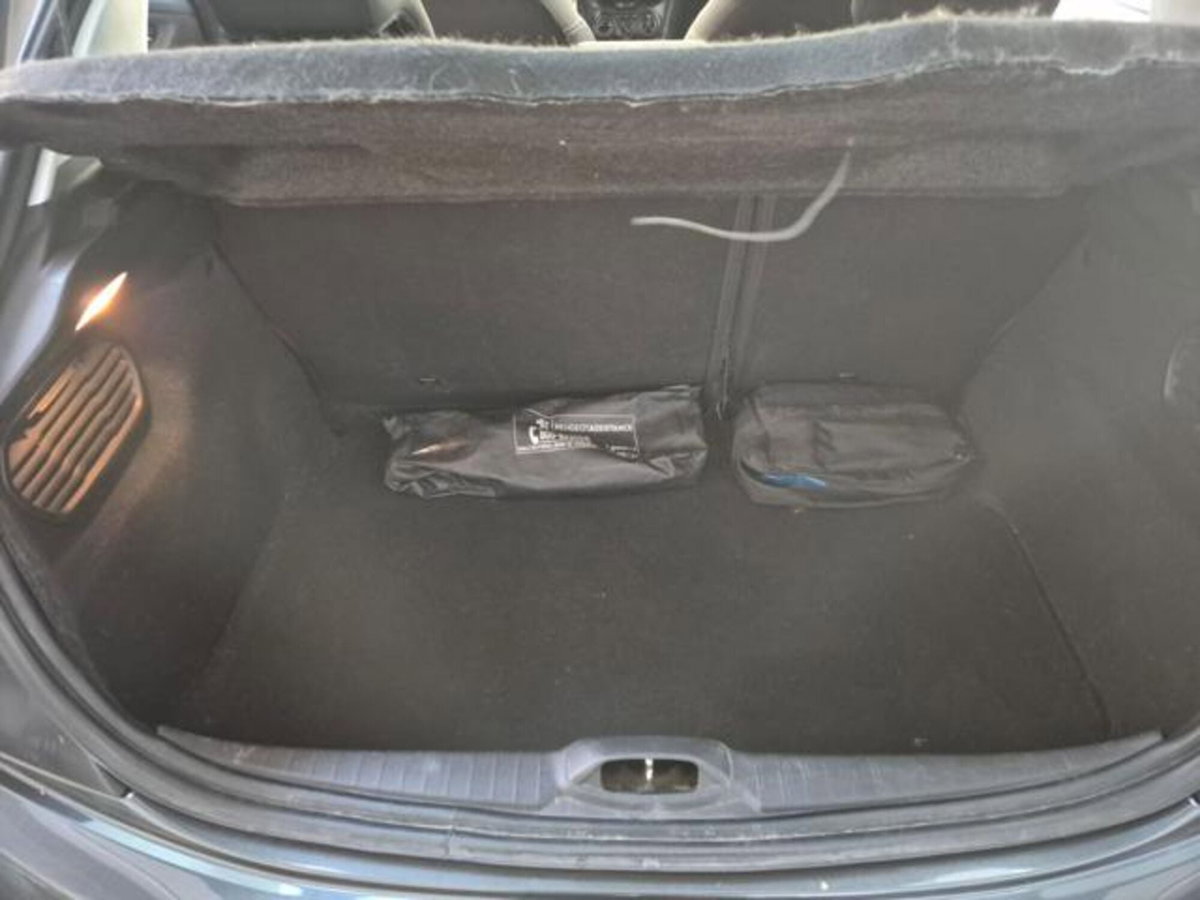 Peugeot 208 82 5p. GPL Access (12)