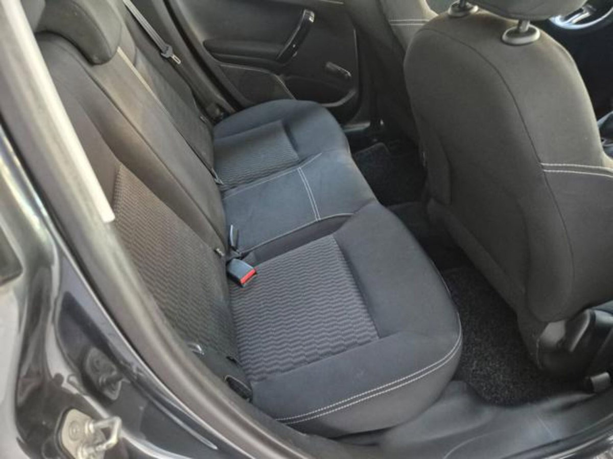 Peugeot 208 82 5p. GPL Access (16)