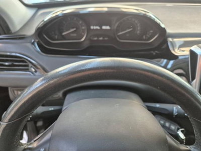 Peugeot 208 82 5p. GPL Access (8)
