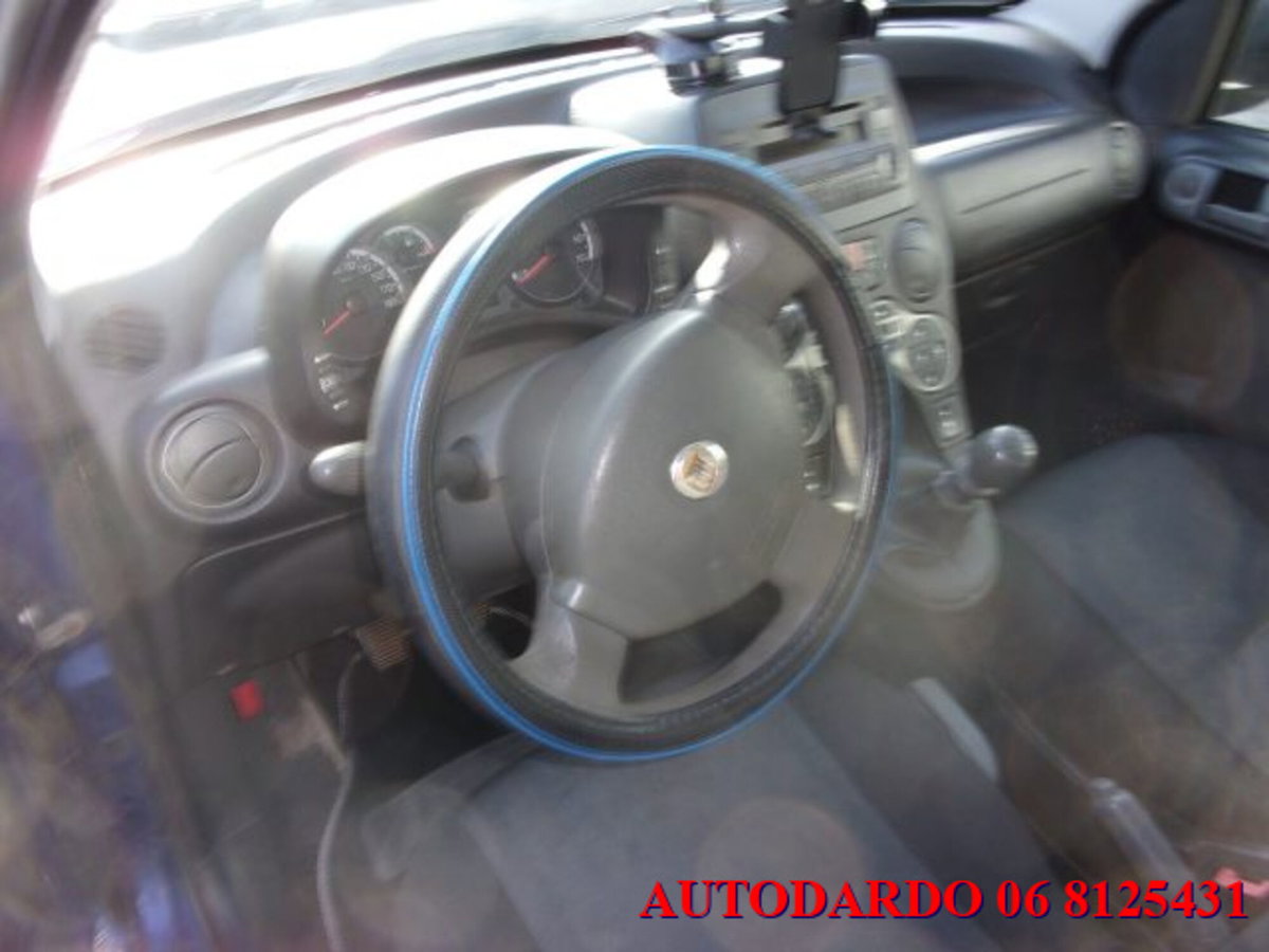 Fiat Panda 1.2 Emotion (12)