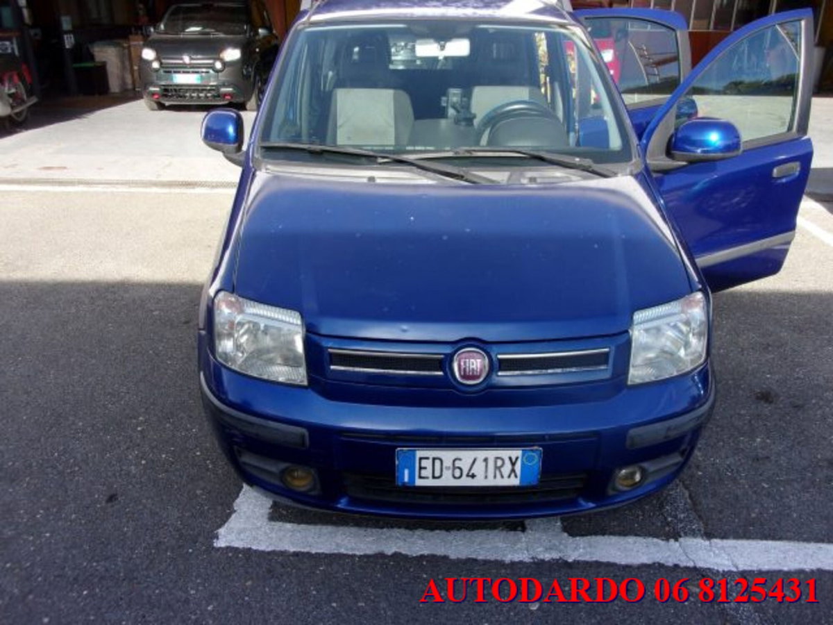 Fiat Panda 1.2 Emotion (2)