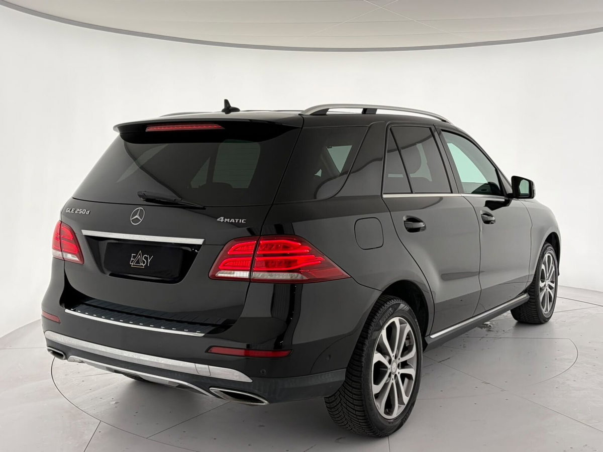 Mercedes-Benz GLE SUV 250 d 4Matic Sport (4)