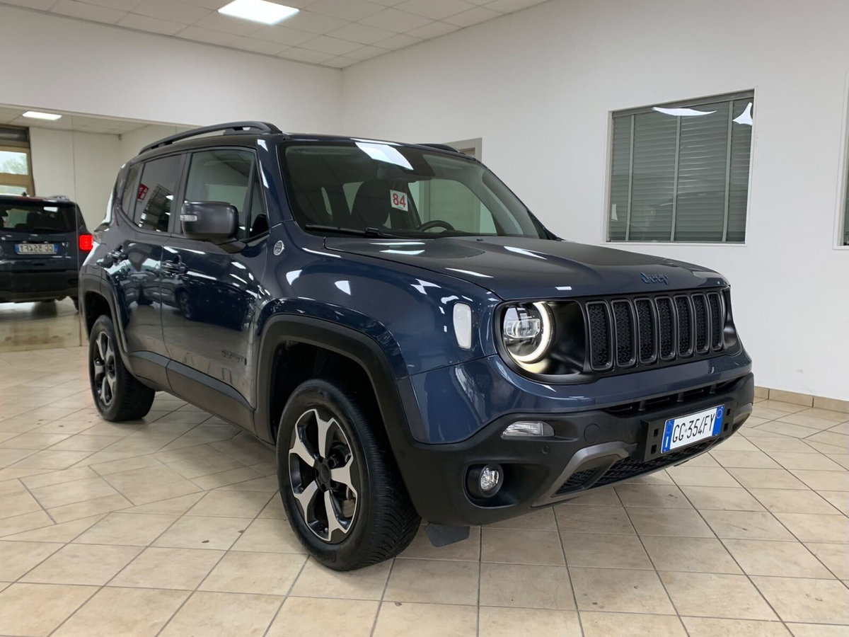 Jeep Renegade 1.3 T4 240CV PHEV 4xe AT6 Trailhawk (3)