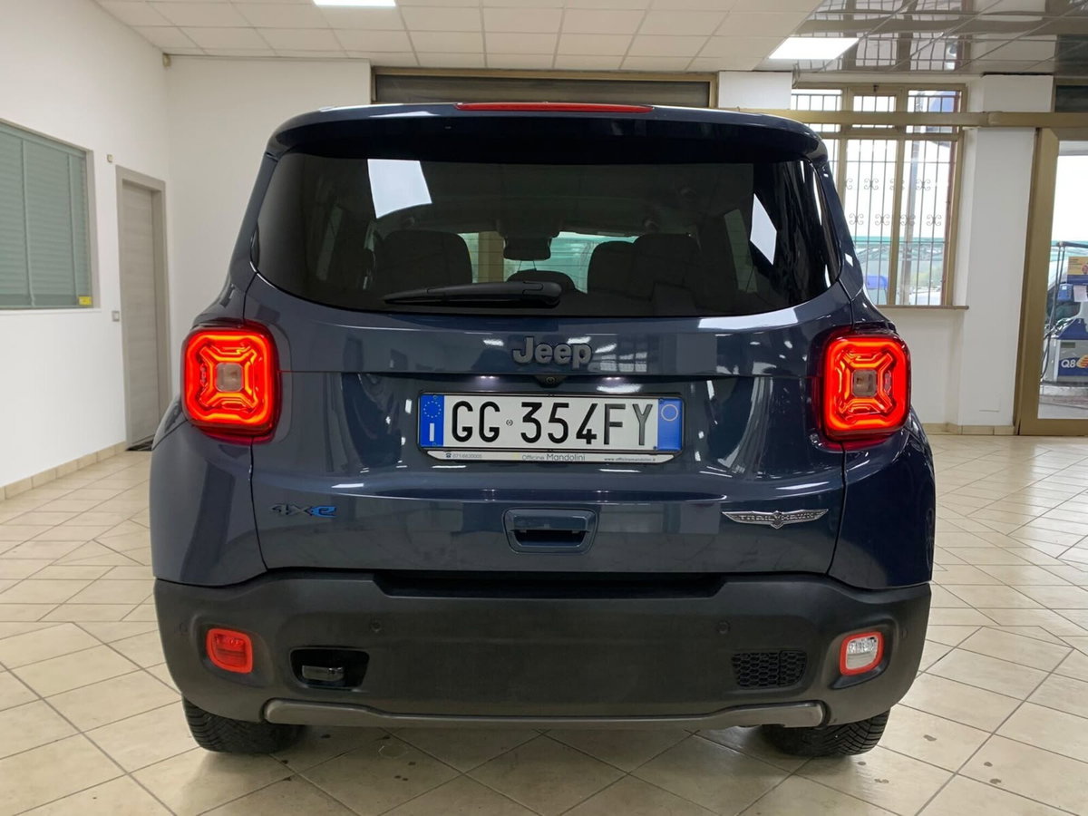 Jeep Renegade 1.3 T4 240CV PHEV 4xe AT6 Trailhawk (6)