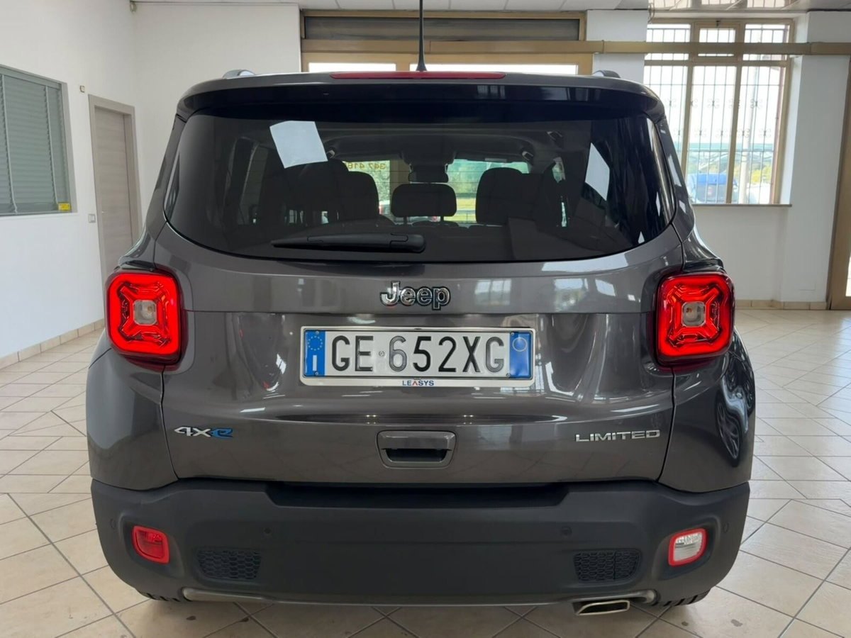 Jeep Renegade 1.3 T4 190CV PHEV 4xe AT6 Limited (6)