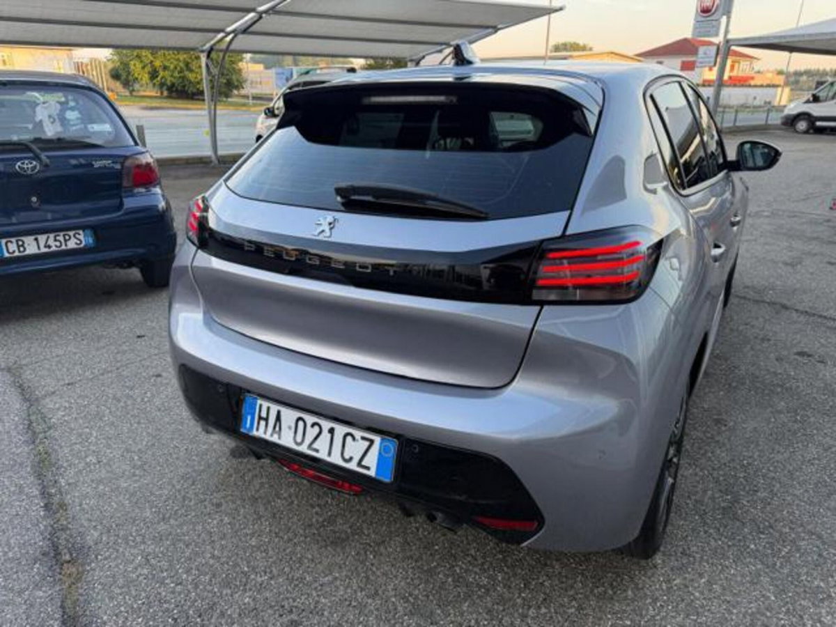 Peugeot 208 PureTech 100 Stop&Start 5 porte Allure (4)