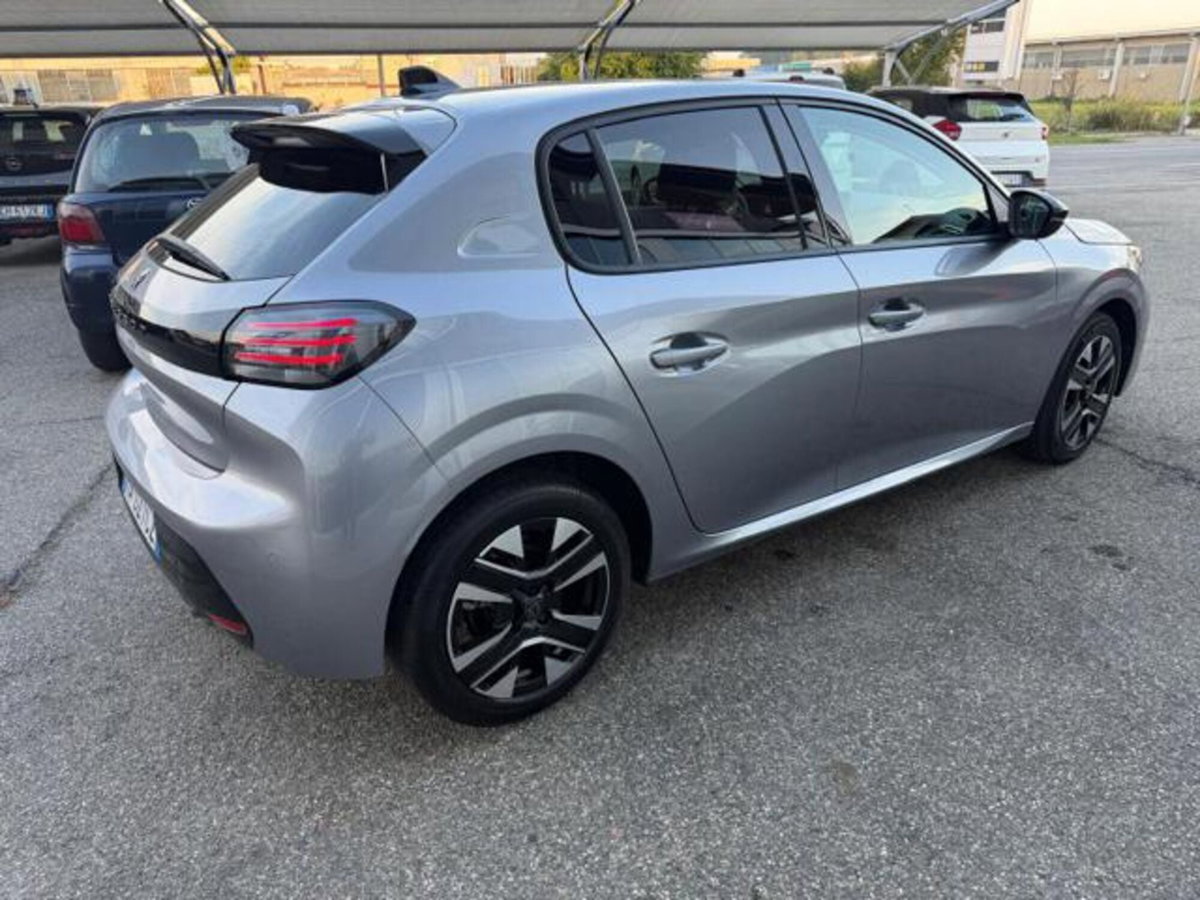 Peugeot 208 PureTech 100 Stop&Start 5 porte Allure (8)