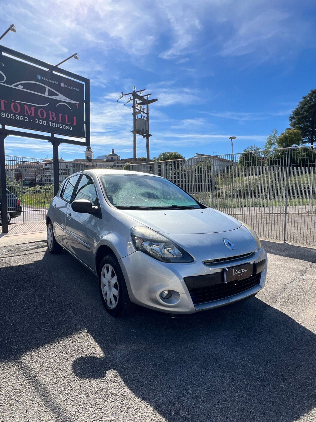 Renault Clio 1.2 16V 5 porte Luxe (2)