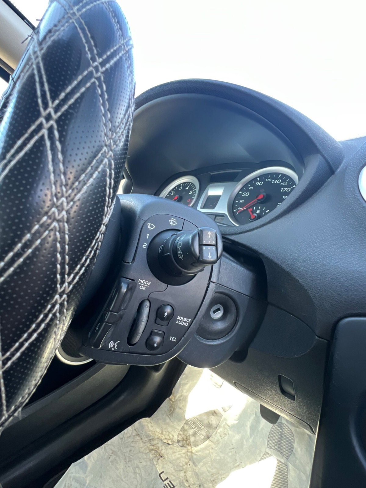 Renault Clio 1.2 16V 5 porte Luxe (20)