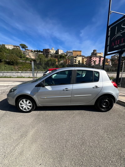 Renault Clio 1.2 16V 5 porte Luxe (6)