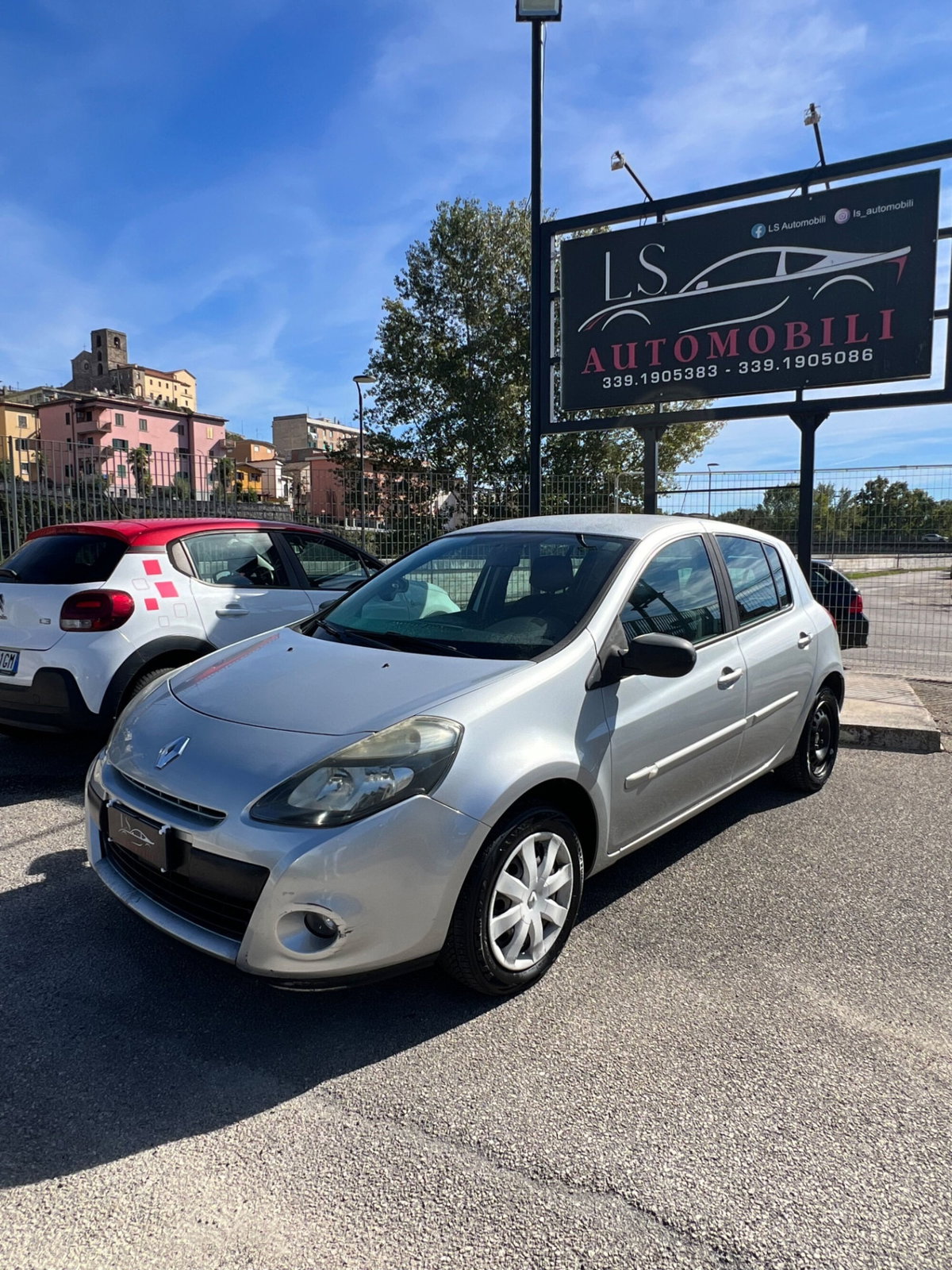 Renault Clio 1.2 16V 5 porte Luxe (7)