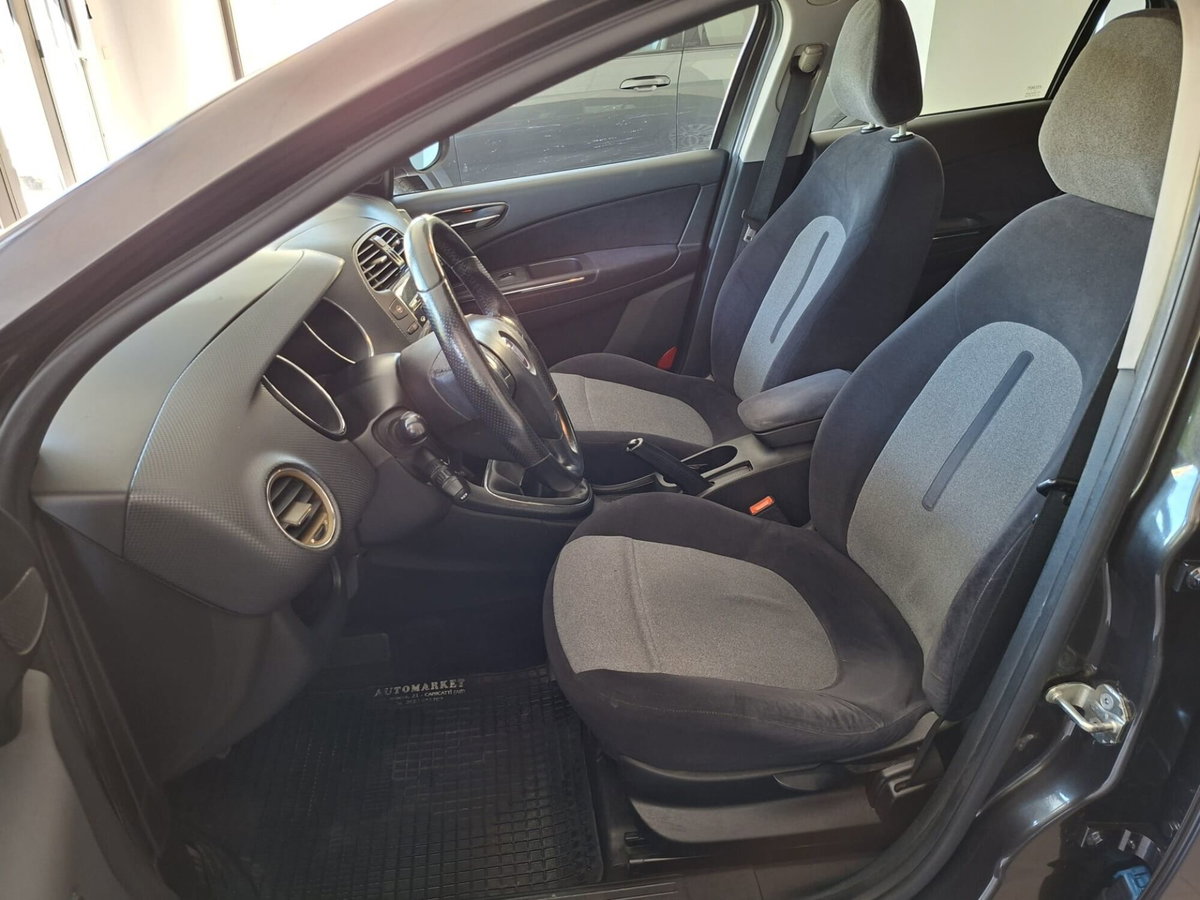 Fiat Bravo 1.9 MJT 120 CV Emotion (10)