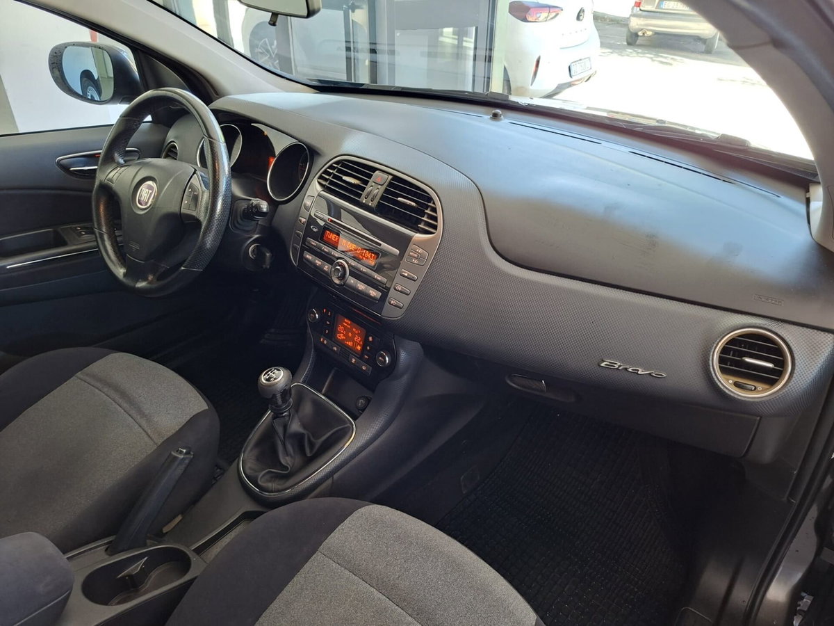 Fiat Bravo 1.9 MJT 120 CV Emotion (16)
