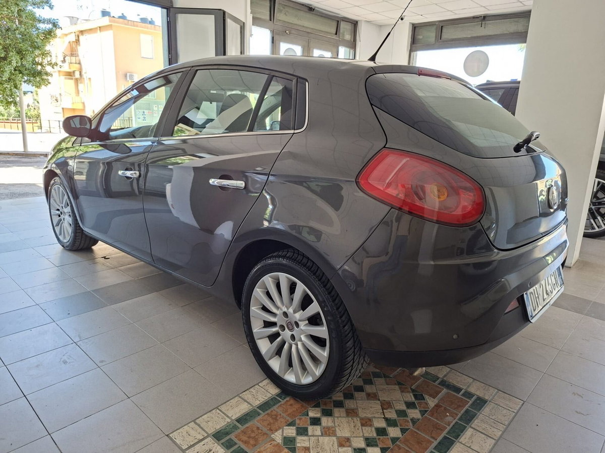 Fiat Bravo 1.9 MJT 120 CV Emotion (4)