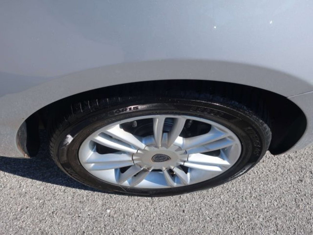Lancia Ypsilon 1.3 MJT 16V 95 CV 5 porte S&S Gold (9)