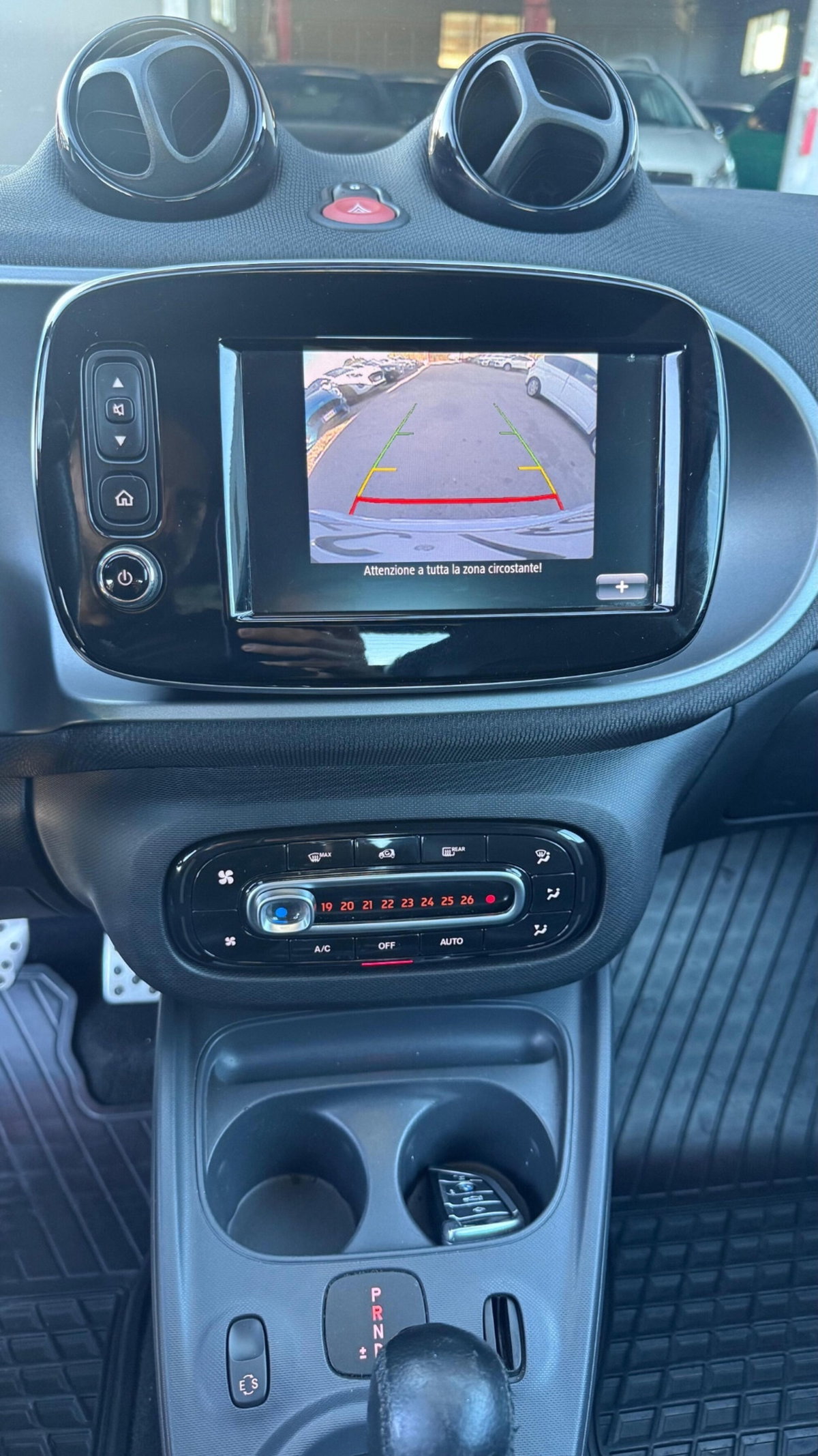 smart Fortwo 90 0.9 Turbo twinamic Prime (17)