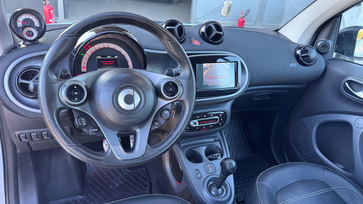 smart Fortwo 90 0.9 Turbo twinamic Prime (18)