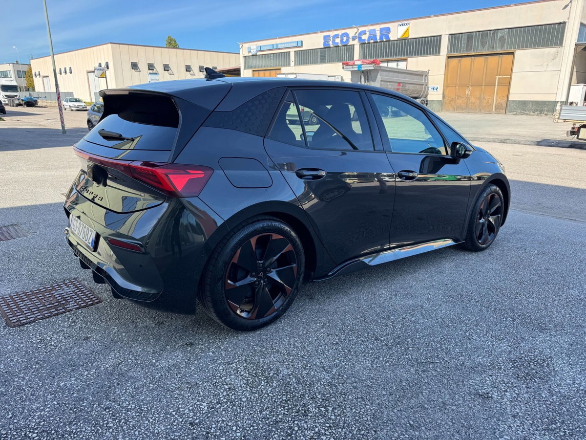 Cupra Born Born e-Boost 58kWh 231CV (5)